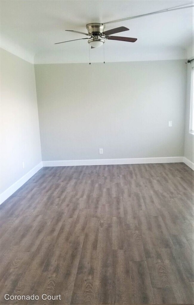 Building Photo - 743 E Coronado Rd