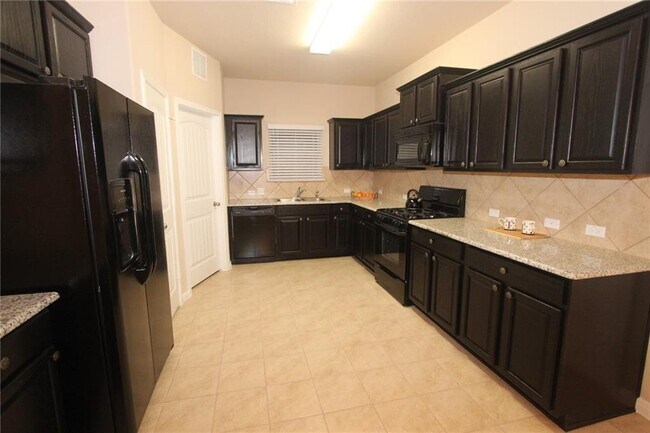 Building Photo - 1044 Britt Ln
