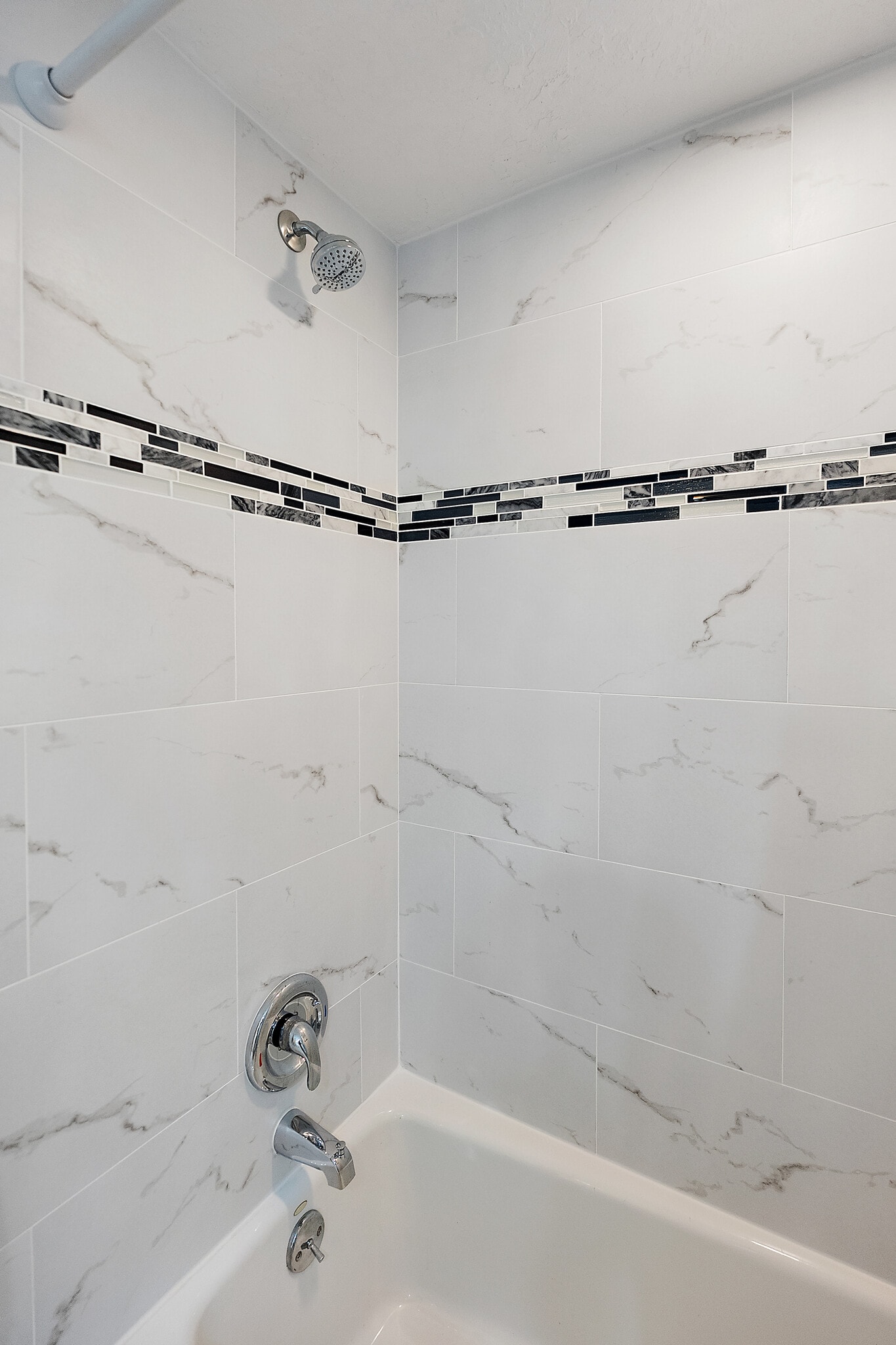 Building Photo - 11440 1st St E