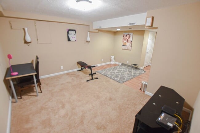 Building Photo - Pet Friendly Three Bedroom with Basement!