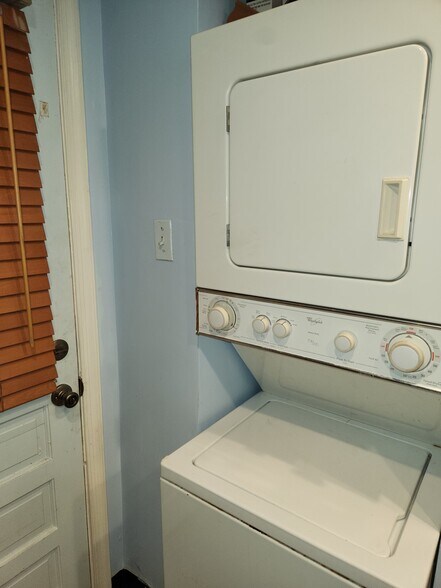 Building Photo - 1737 P St NW