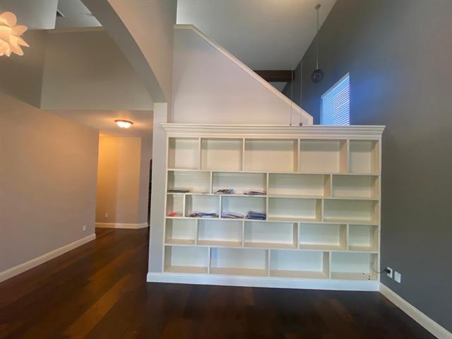 Building Photo - 10258 Nantucket Dr