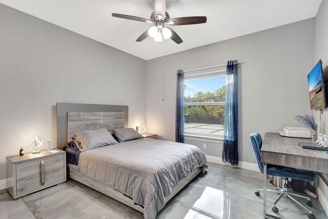 Building Photo - 13803 Citrus Grove Blvd