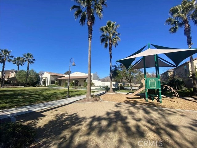 Building Photo - 2960 E Via Corvina