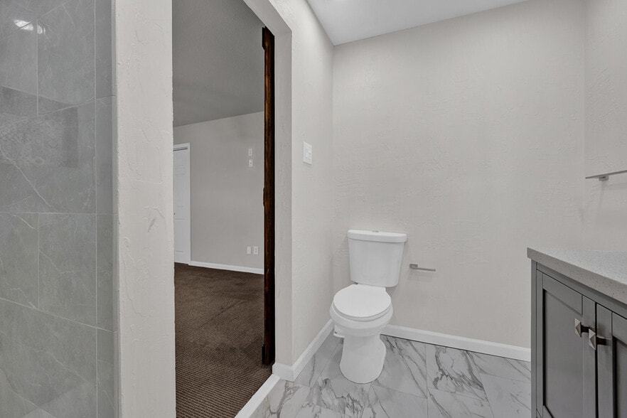 Building Photo - 403 Palo Duro Dr