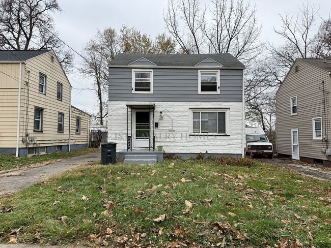 Building Photo - 472 Keck St