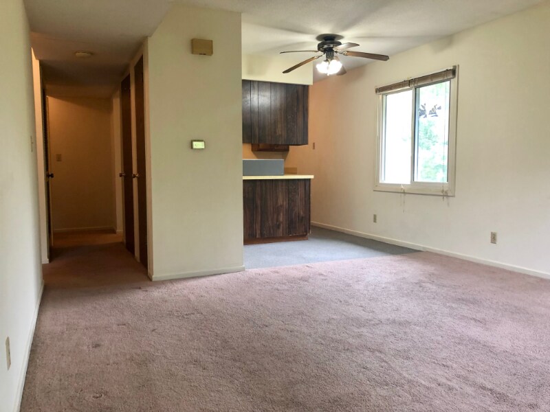 Building Photo - 2006 NW Hickory Ln