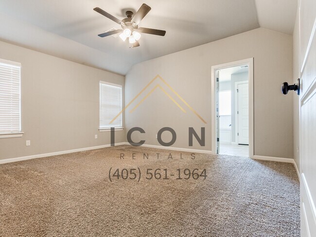 Building Photo - 4509 Desert Spring Ct