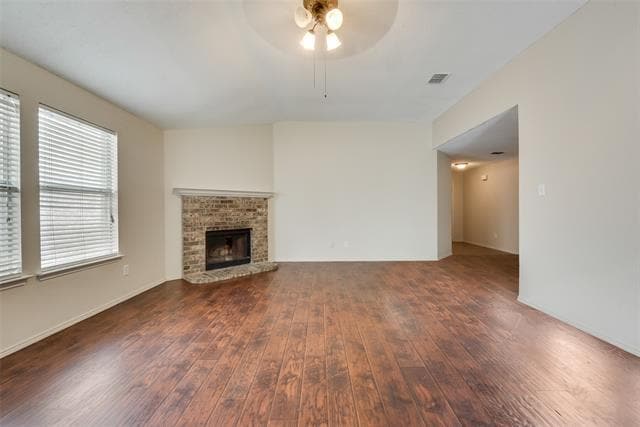 Building Photo - 1629 Thornhill Ln