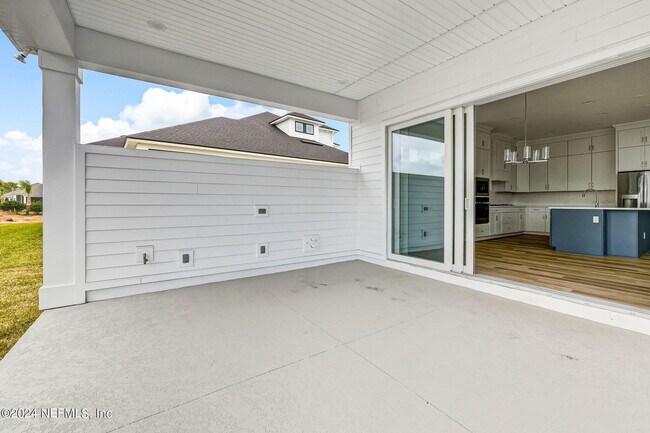 Building Photo - 12113 Bull Pne Blvd