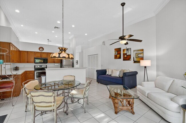 Building Photo - 4553 Barclay Fair Way