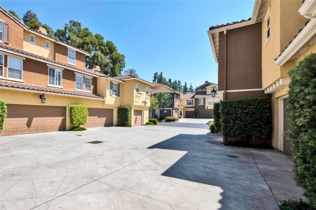 Building Photo - 1014 Timberwood