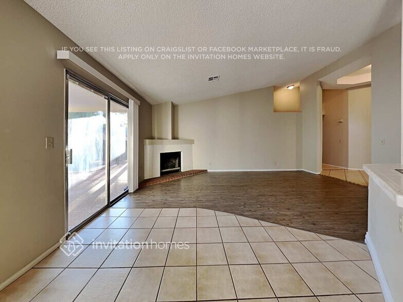 Building Photo - 111 Gainsway W Dr