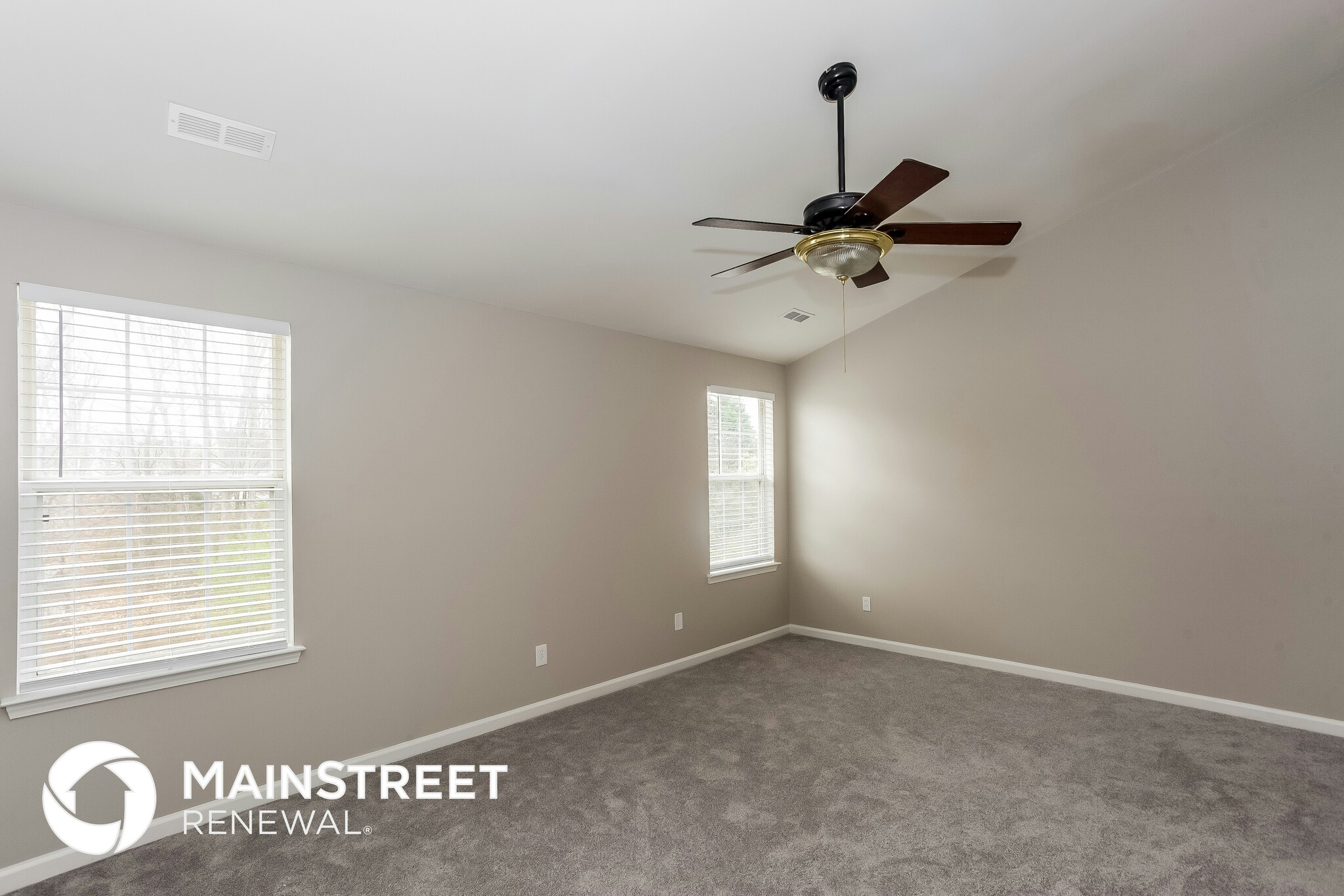 Building Photo - 3030 Edmonton Pl