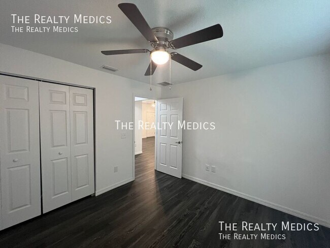 Building Photo - 10 Malauka Loop Pl