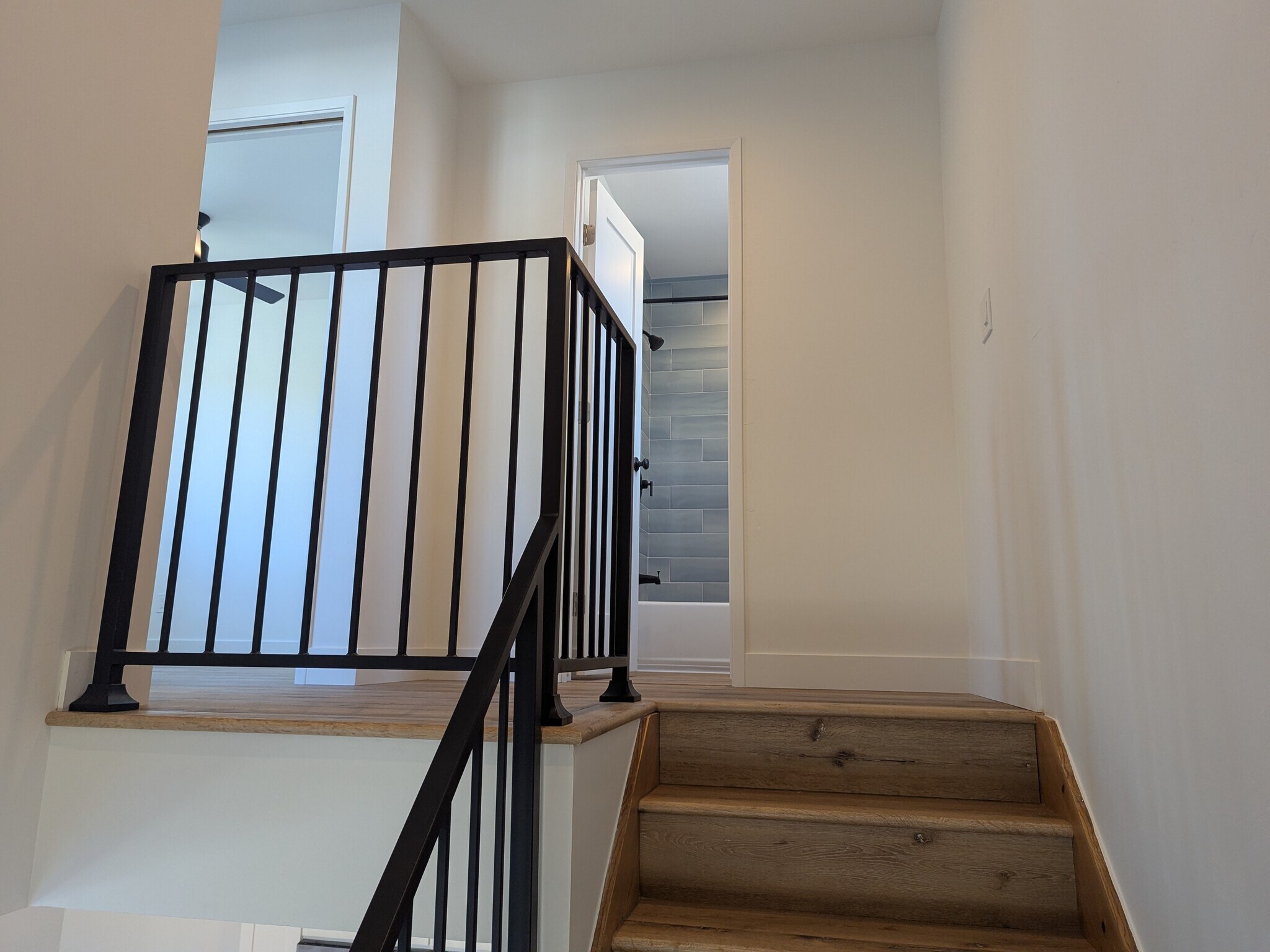 Building Photo - 7311 Carmenita Rd