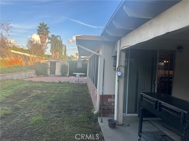 Building Photo - 9370 Somerset Dr