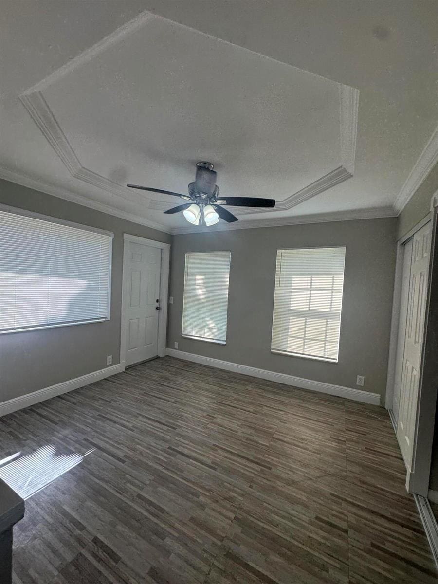 Building Photo - 8817 Dania Dr
