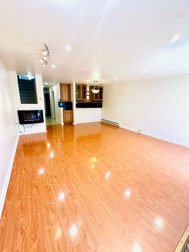 Building Photo - 2681 Teal Ln