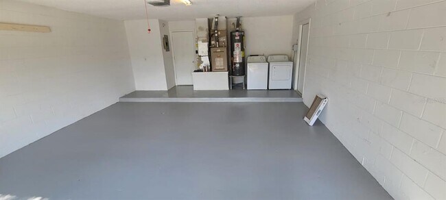 Building Photo - 7939 Glen Abbey Cir