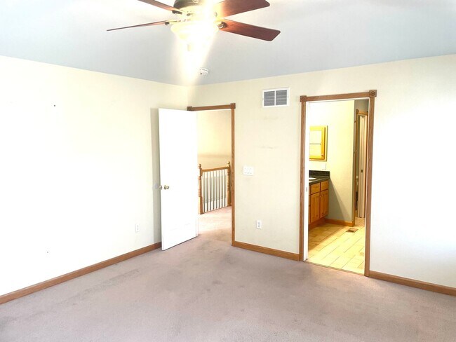 Building Photo - Ranch Home in Great Location