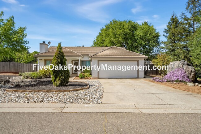 Primary Photo - 3301 Burberry Way