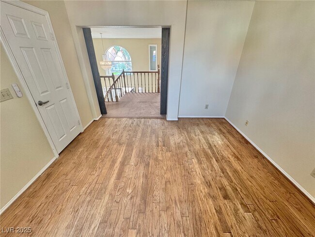 Building Photo - 8240 Tivoli Cove Dr