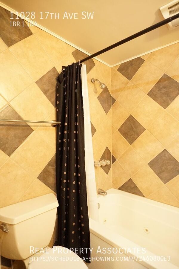 Building Photo - 11028 17th Ave SW