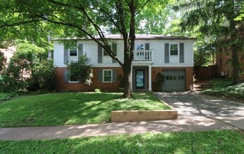 Building Photo - COMING SOON - 4Bed/2.5Bath Raised Rambler in Bannockburn near Glen Echo Park!