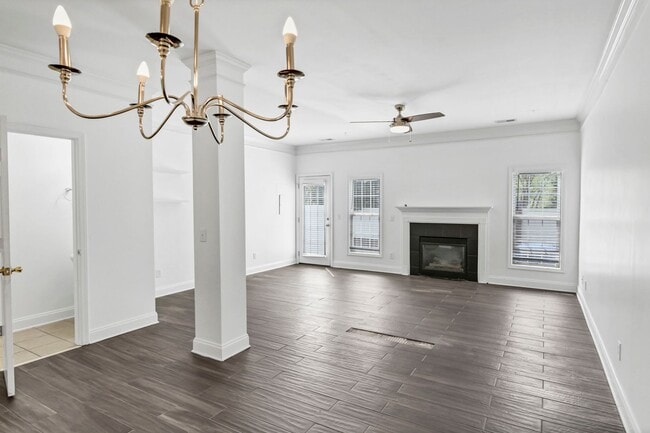 Building Photo - 302 Hampton Forest Drive