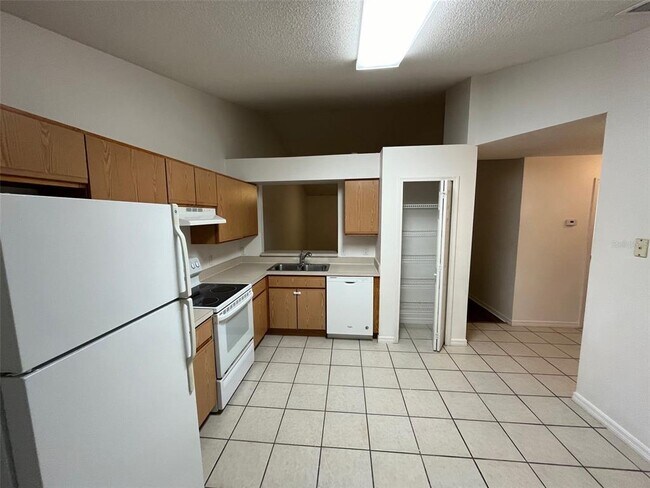 Building Photo - 1177 Jade E Ln