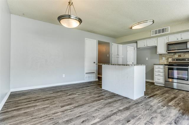 Building Photo - 5818 Jester Dr