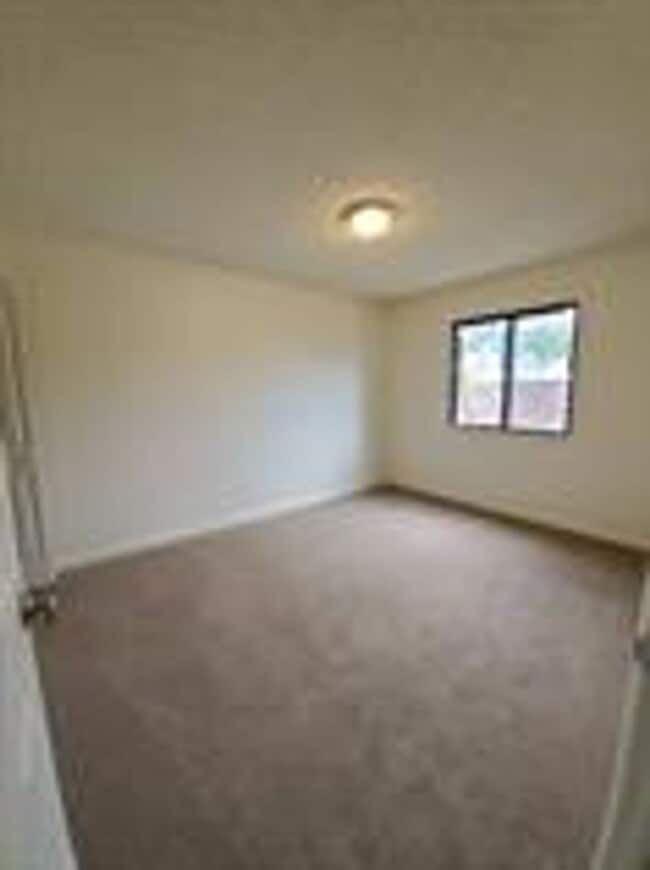 Building Photo - 2141 28th Ave Ct