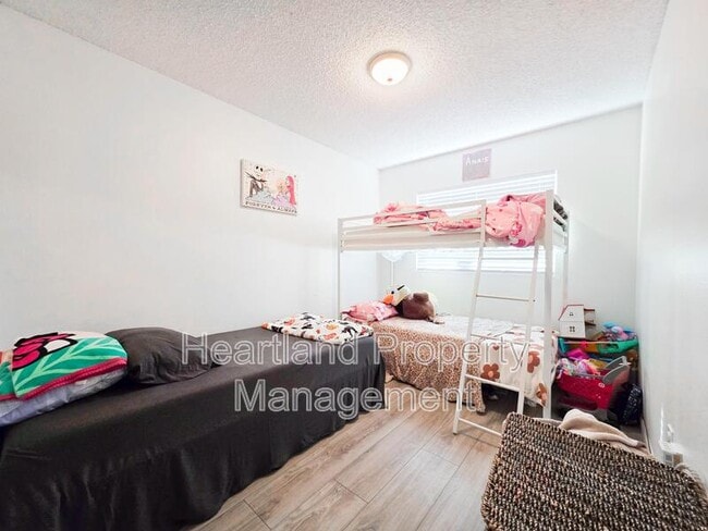 Building Photo - 955 Imperial Beach Blvd