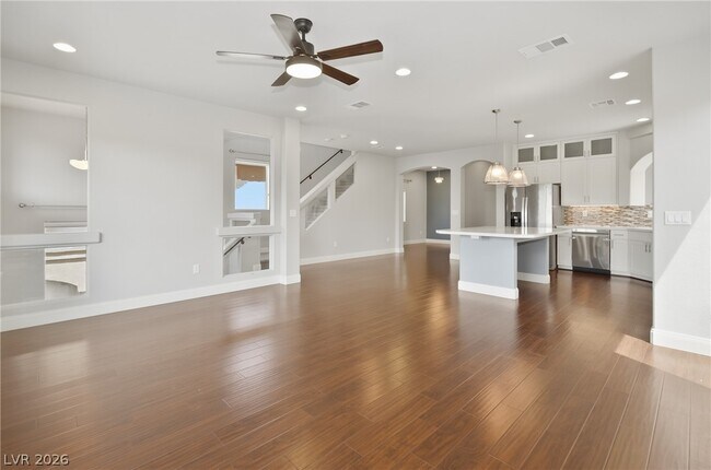 Building Photo - 5736 W Brimstone Hill Ave