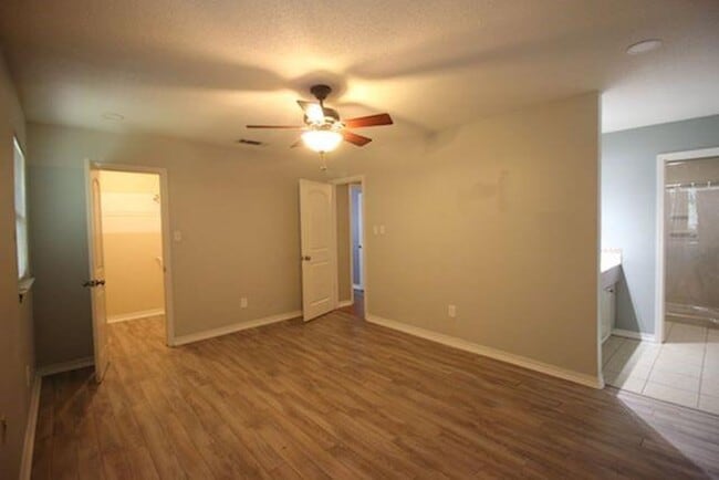 Building Photo - Bon Village 4 BR 2 Bath home