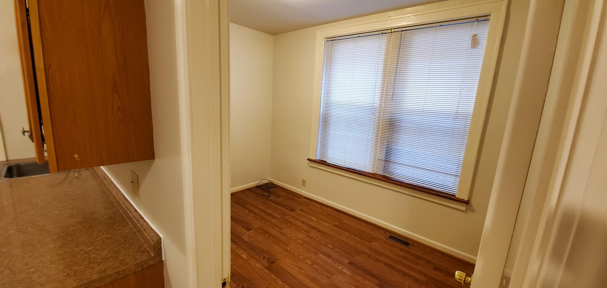 Building Photo - 6244 Cabanne Ave