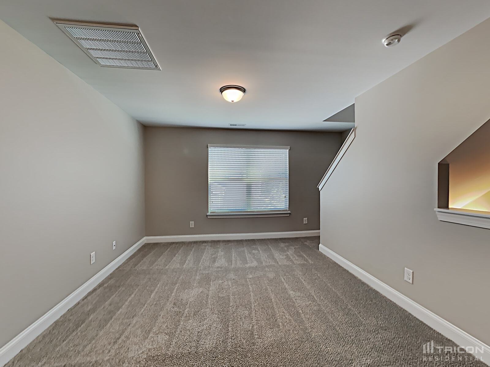 Building Photo - 4428 Redfern Pl