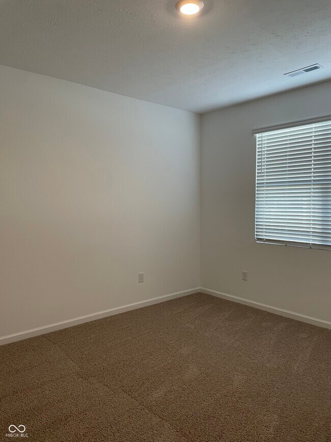 Building Photo - 940 Saddlebrook Farms Blvd