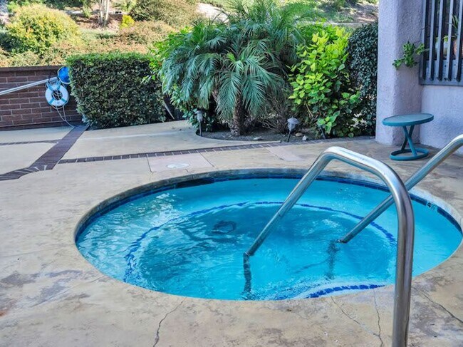 Building Photo - 29600 Island View Dr