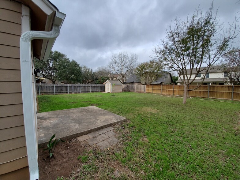 Building Photo - 9006 Bancroft Trl