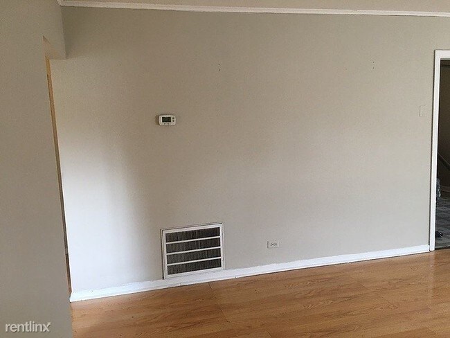Building Photo - 2 br, 1 bath House - 62 Sauk Trail