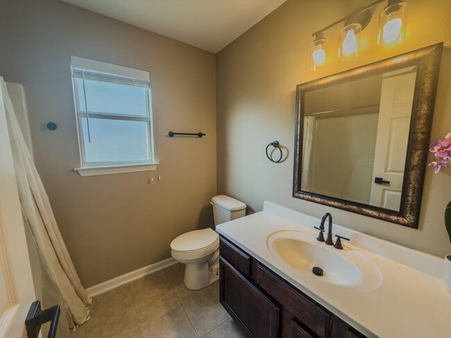 Building Photo - 7304 Gordon Evans Rd