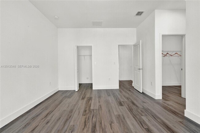 Building Photo - 13642 SW 157th Pl