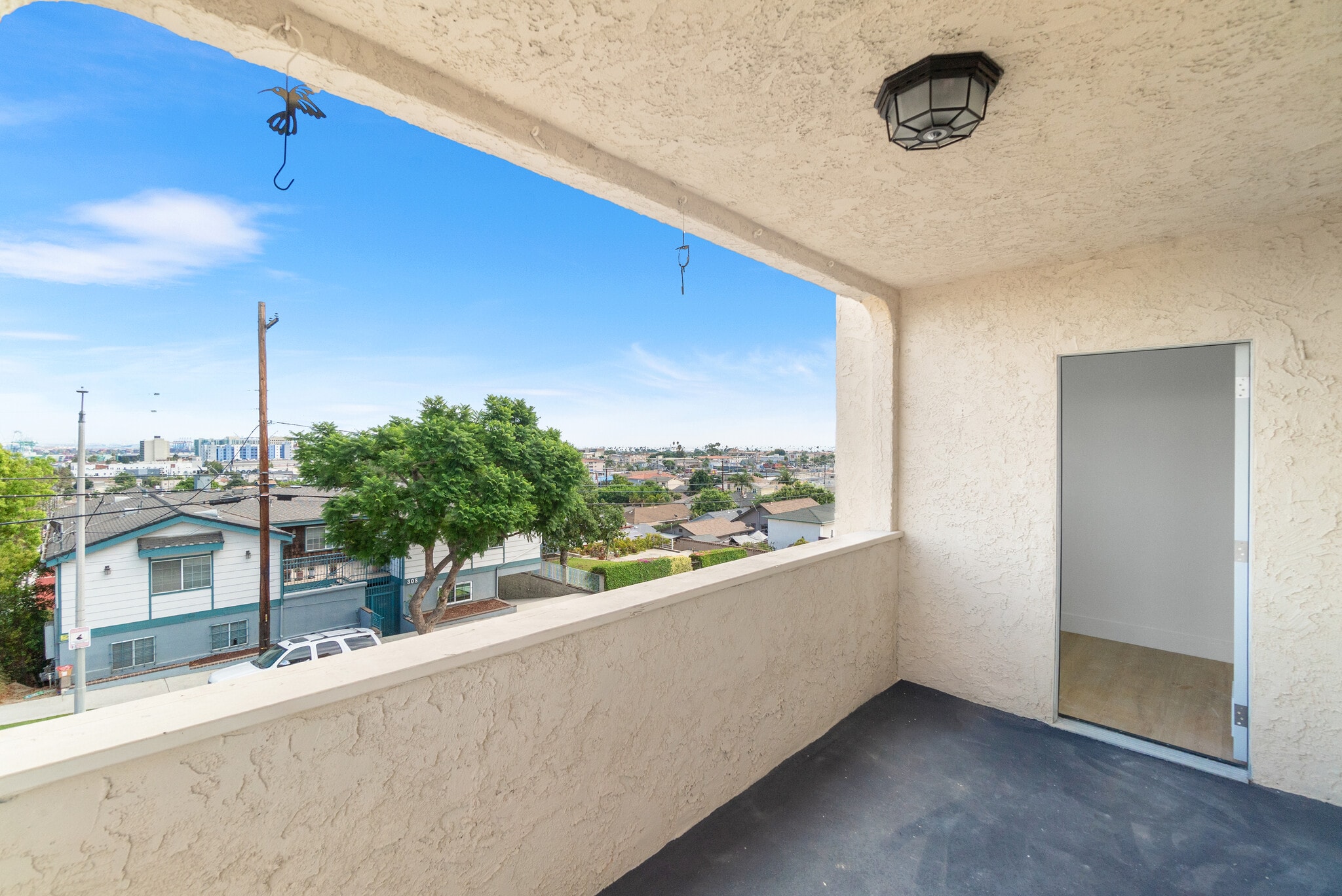 Building Photo - 301 S Cabrillo Ave