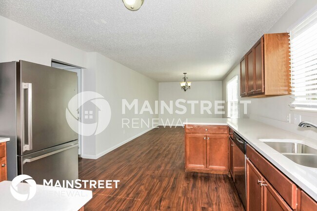 Building Photo - 46 Forest Ln