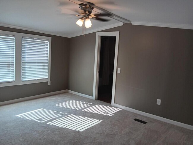 Building Photo - 1741 Horne Rd