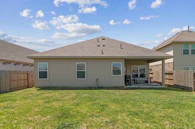 Building Photo - 3049 Sorrento Hl Dr