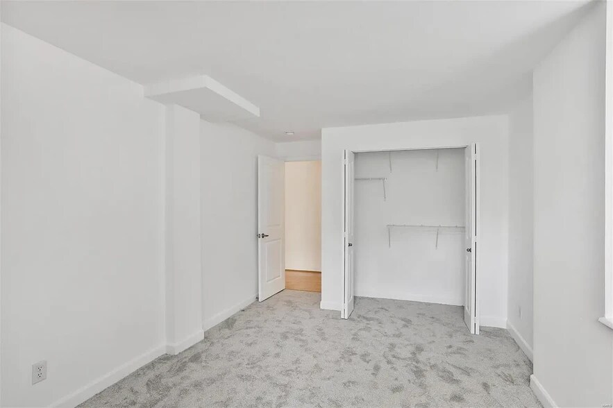 Building Photo - 5630 Pershing Ave