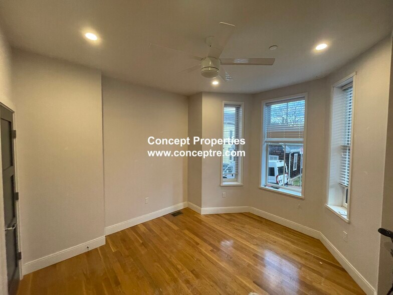 Building Photo - 11 Highland Park Ave